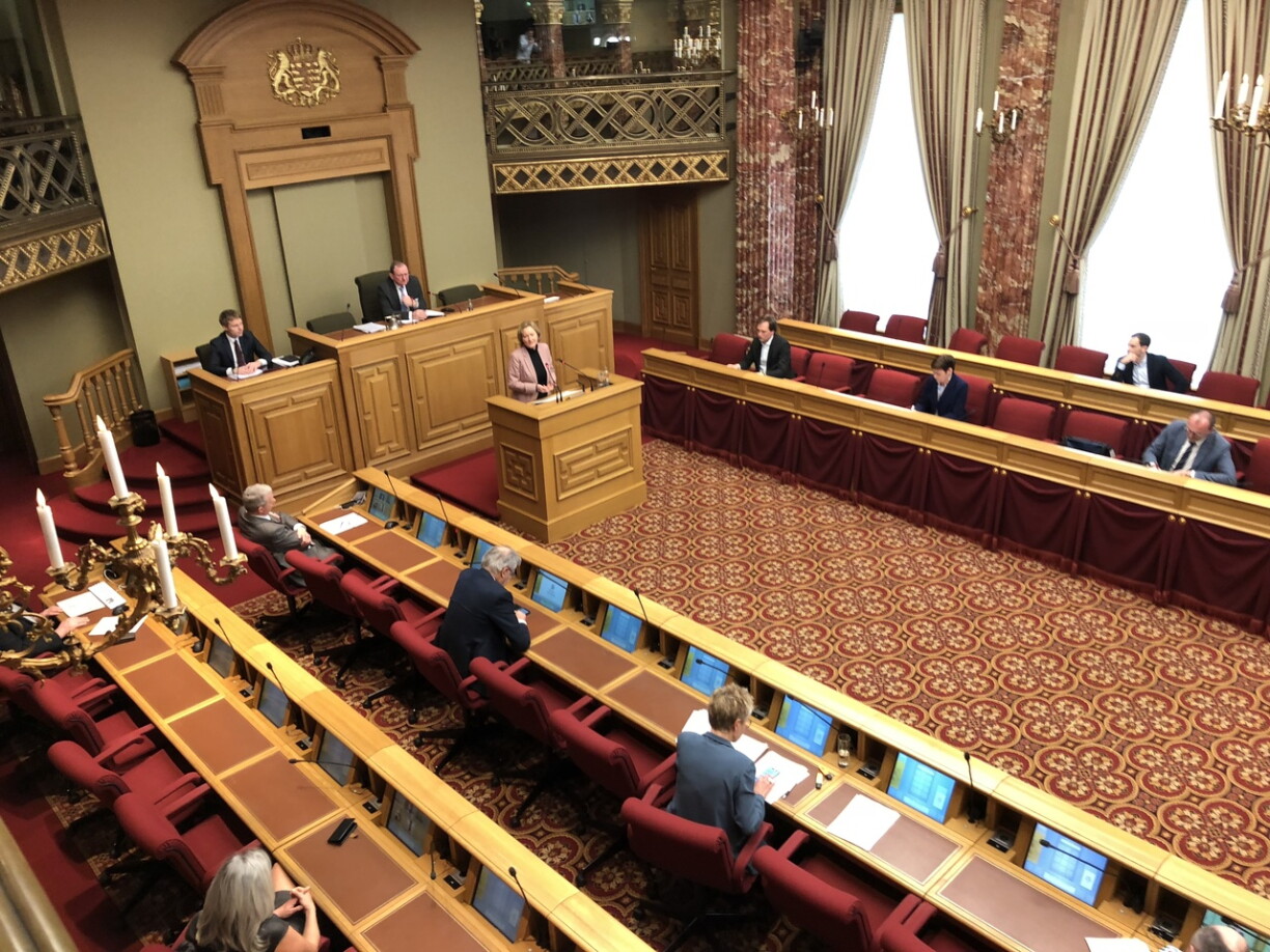 Paulette Lenert devant les députés ce mardi.
