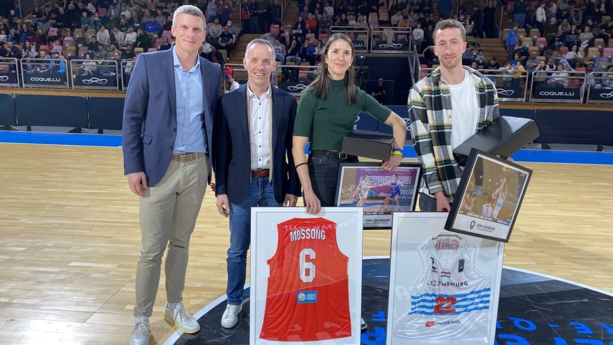 Nadia Mossong et Bobby Melcher ont été remerciés pour leur longue carrière internationale, devant 1.800 spectateurs.