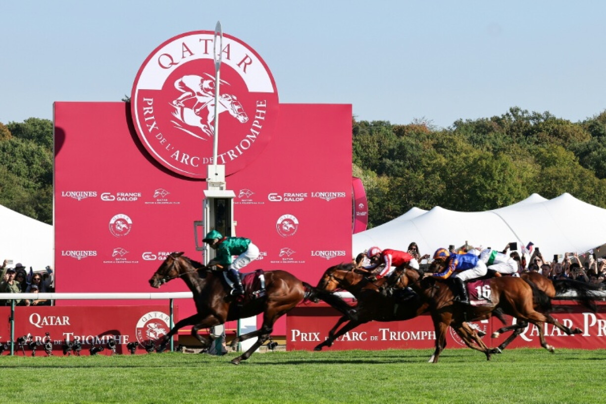 AFP Sport picks out three two-time winners of the Prix de l'Arc de Triomphe after Daryz (L) achieved the feat on Sunday