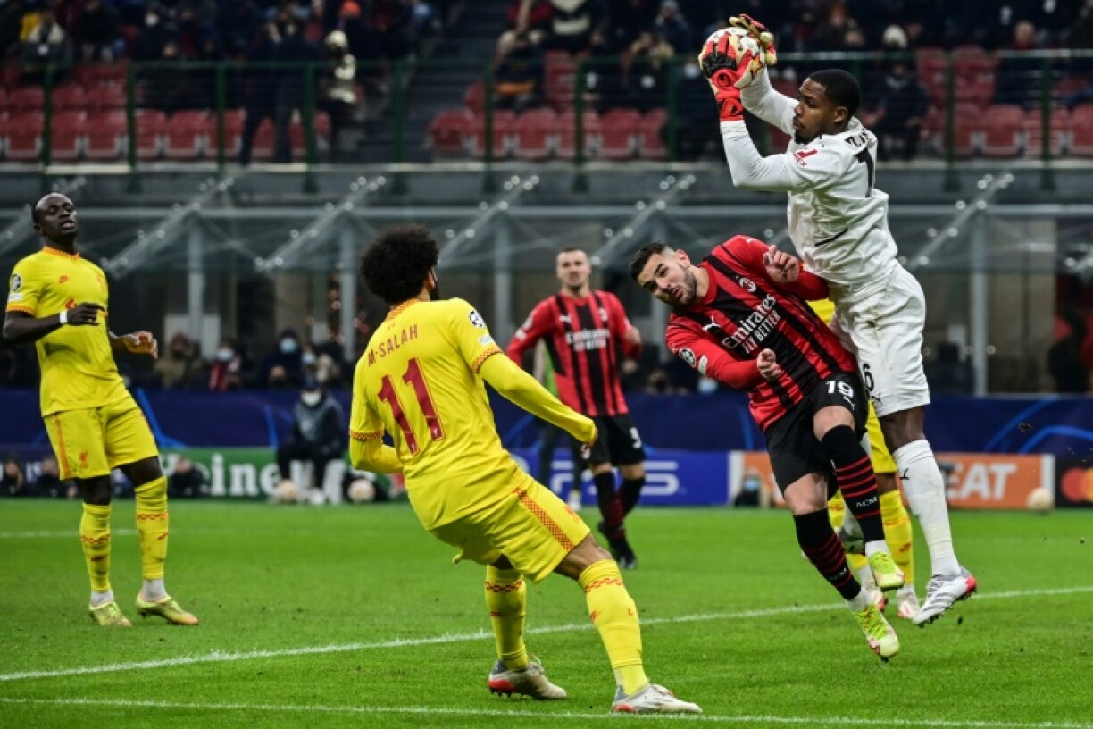 Le gardien international français de l'AC Milan Mike Maignan lors d'un match de poules de Ligue des champions contre Liverpool le 7 décembre au stade San Siro.