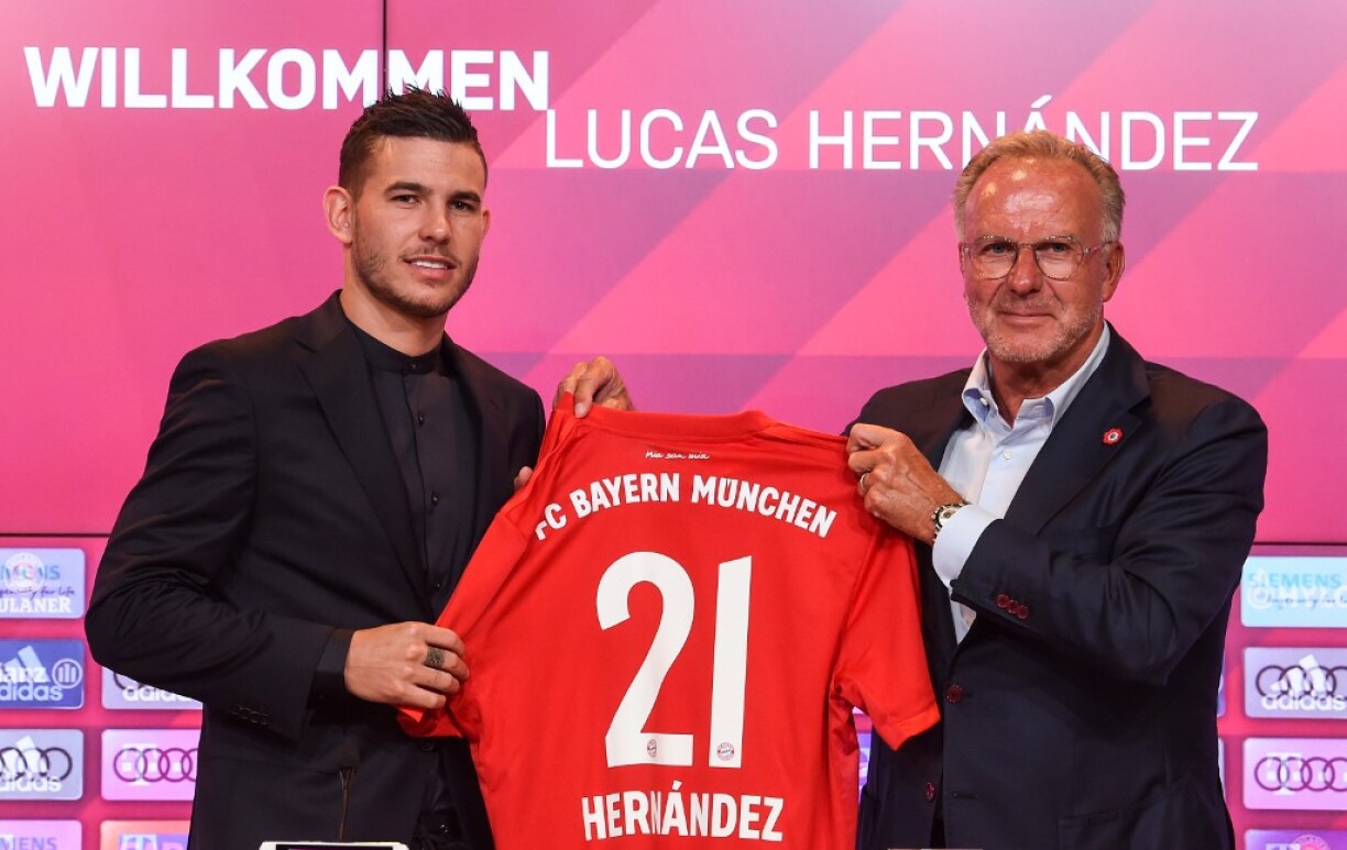 De franséische Weltmeeschter huet beim däitsche Rekordchampion ënnerschriwwen.