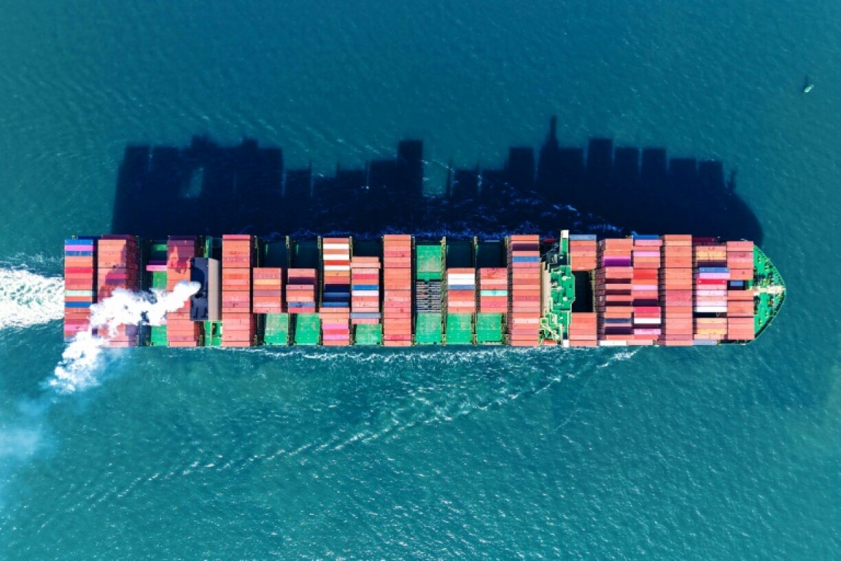 Steep US tariffs on Canadian and Mexican goods came into effect as a deadline to avert President Donald Trump's levies passed without the nations striking a deal