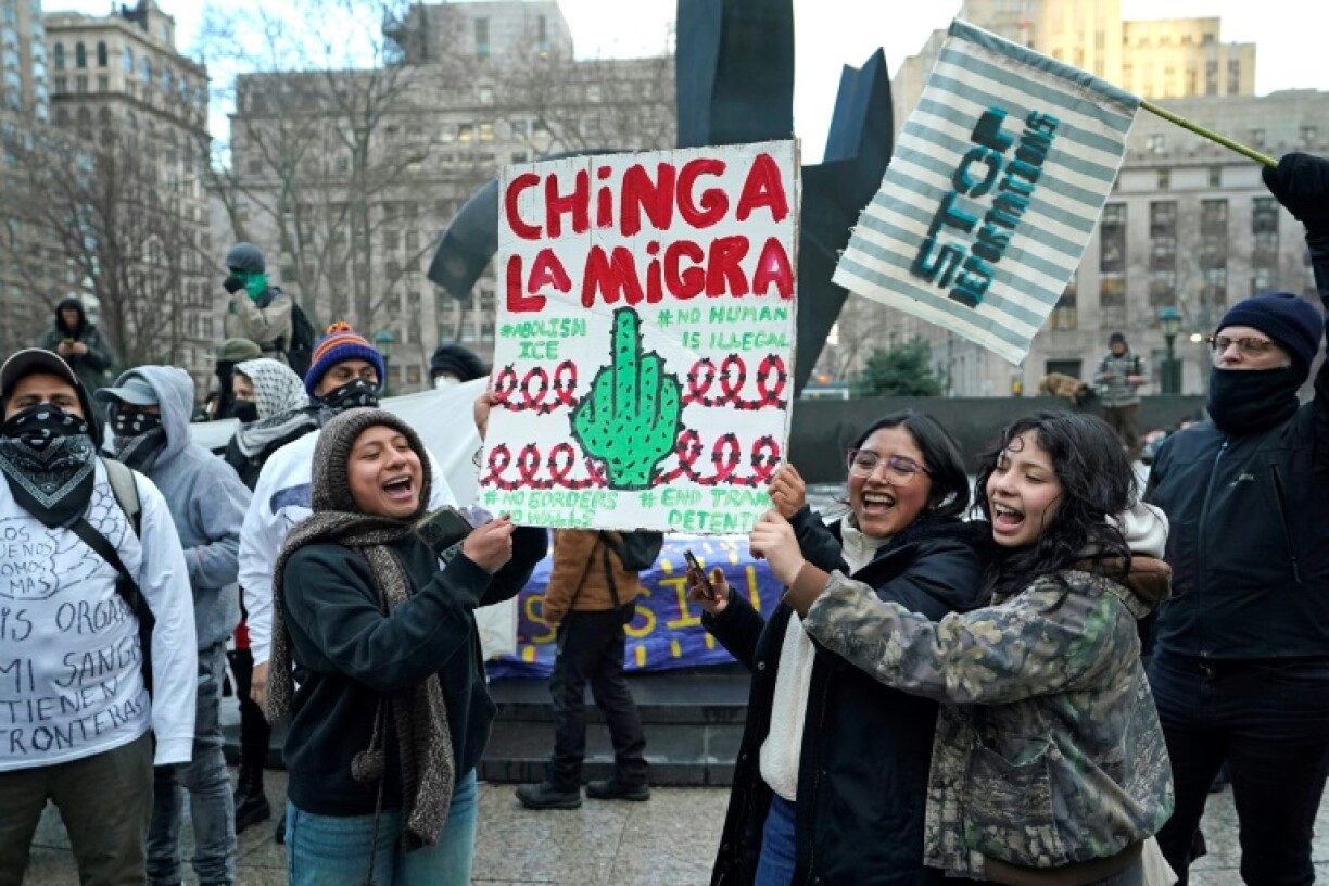 In a sign of mounting fear, migrant associations have been deluged by requests for 'bust cards'