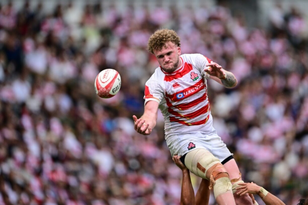 Rugby player Warner Dearns was born in New Zealand but represents the Japan national team
