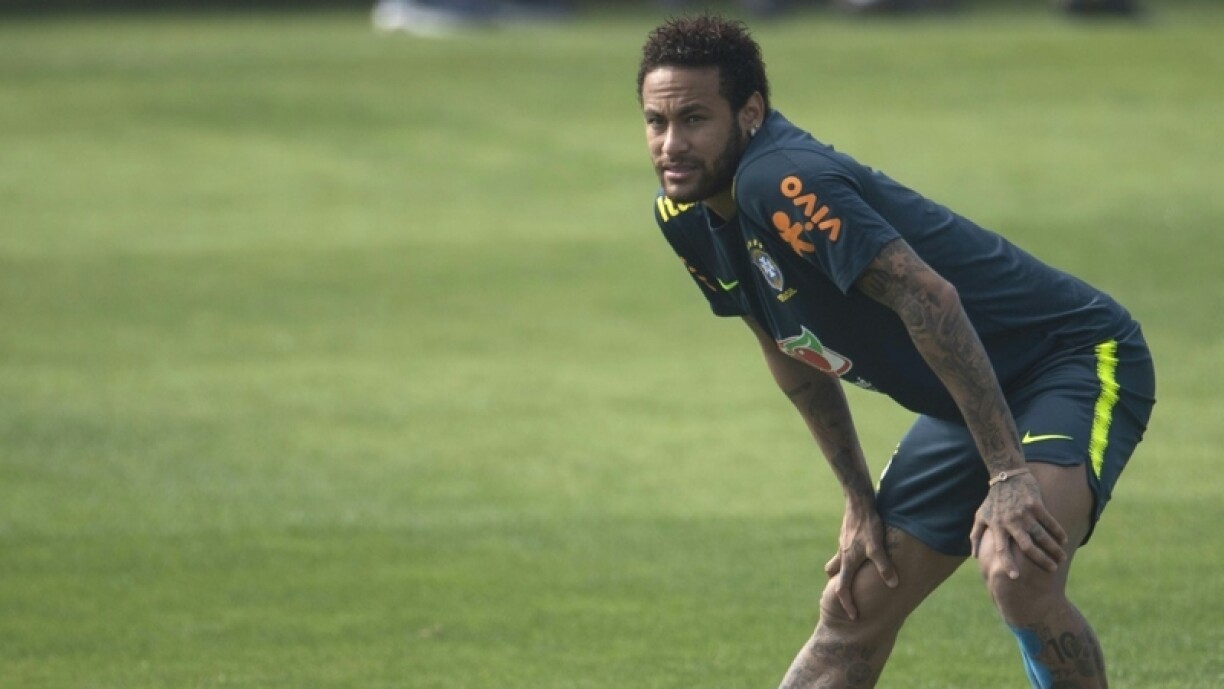 Den Neymar am Trainingsdress vun der brasilianescher Nationalekipp.