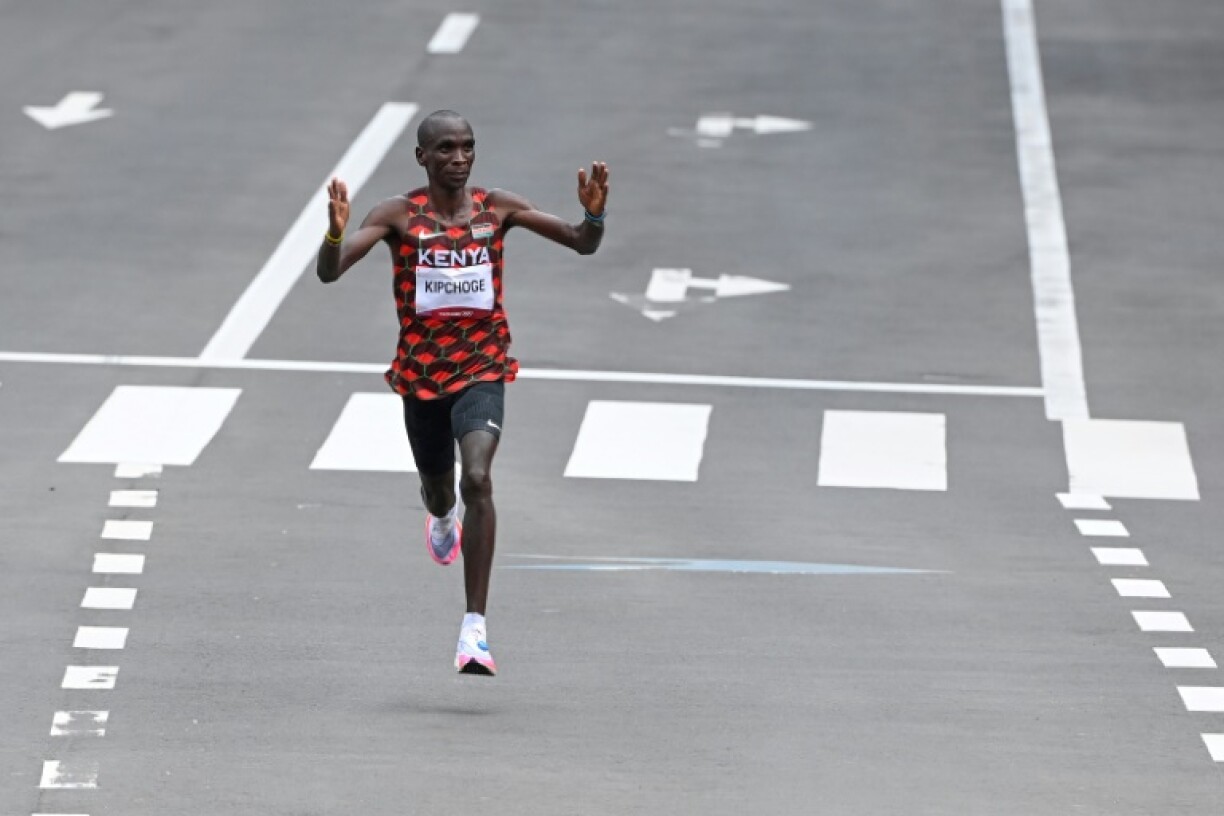 Le Kényan Eliud Kipchoge lors du marathon des Jeux olympiques de Tokyo, le 8 août 2021 à Sapporo
