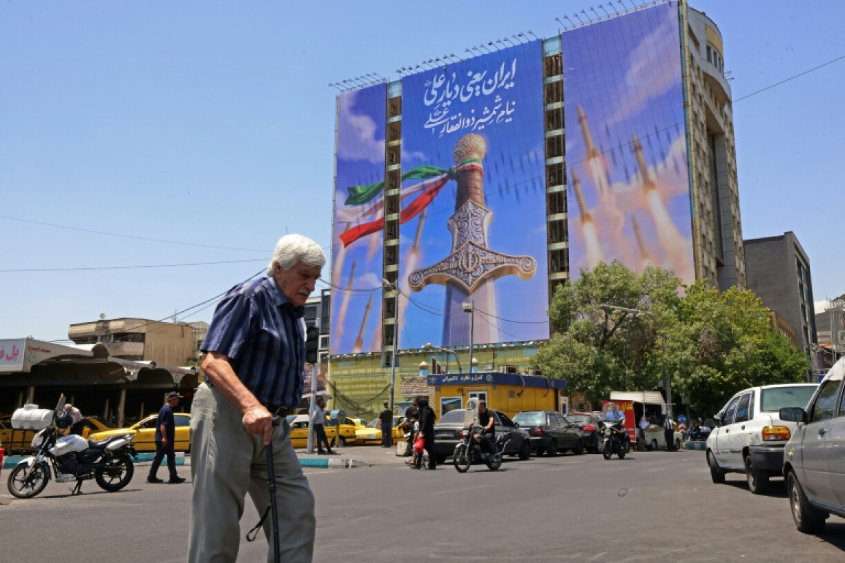 Sur la place Vanak de Téhéran, le 10 juin 2026