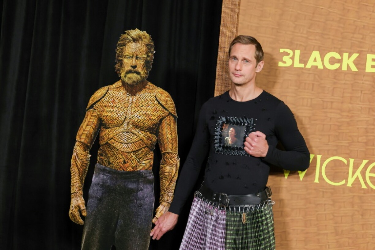 Alexander Skarsgard said the costume and makeup for his 'Wicker' character caused him claustrophobia at first