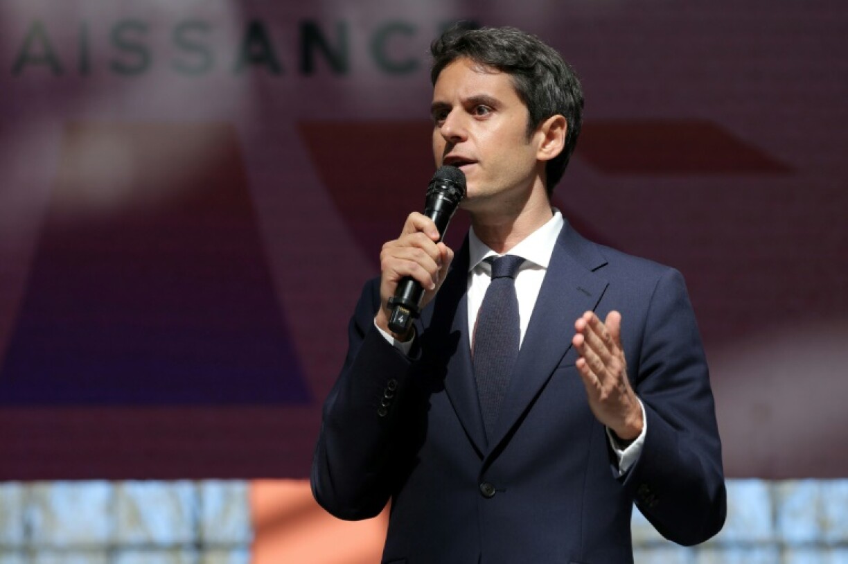 Le secrétaire général de Renaissance, Gabriel Attal, lors d'un meeting du parti à la Cité du cinéma à Saint-Denis, au nord de Paris, le 6 avril 2025