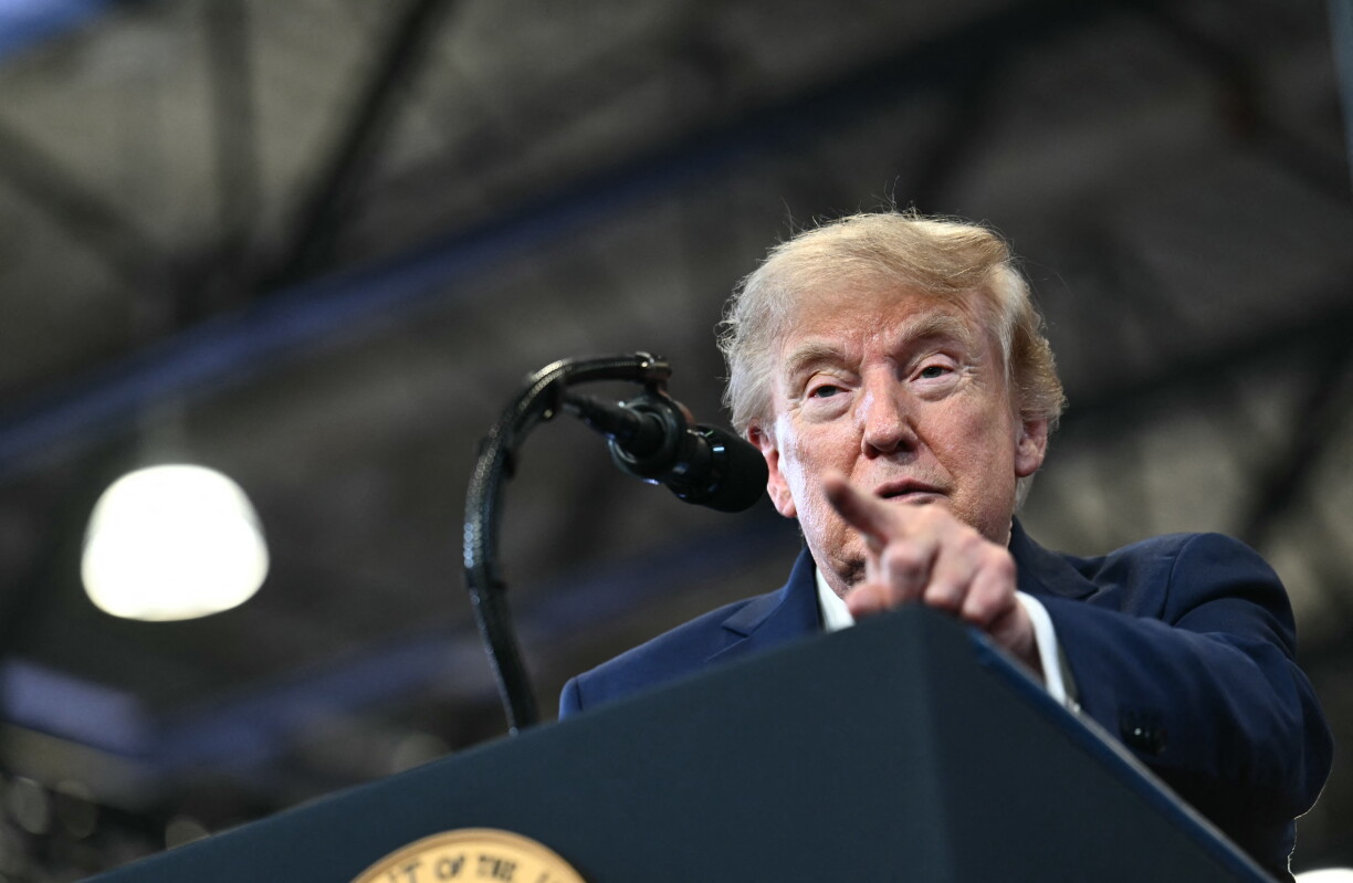 Den US-President bei senger Ried am "Nassau County Police Academy Center for Training and Intelligence" zu Garden City am US-Bundesstaat New York.