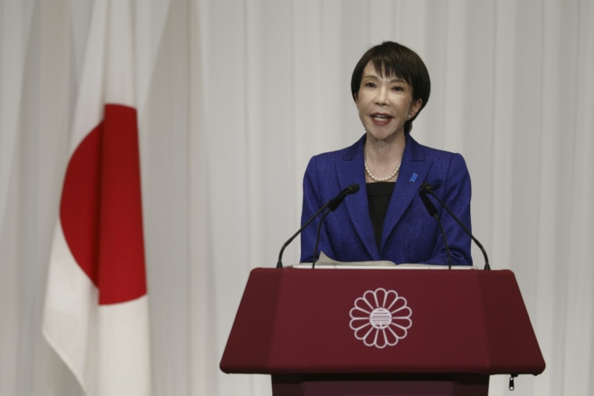 La Première ministre japonaise Sanae Takaichi lors d'une conférence de presse à Tokyo, le 9 février 2026