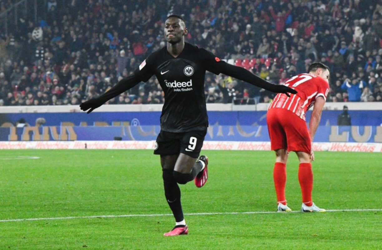 L'attaquant français de Francfort Randal Kolo Muani, buteur sur la pelouse de Fribourg, le 25 janvier 2023