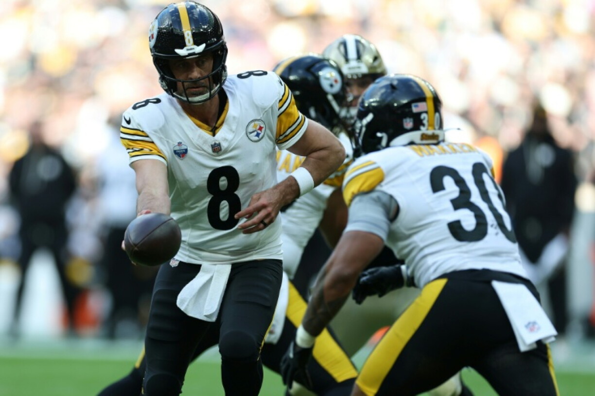 Pittsburgh quarterback Aaron Rodgers led the Steelers to victory over the New Orleans Saints in the NFL's first regular-season game in Paris