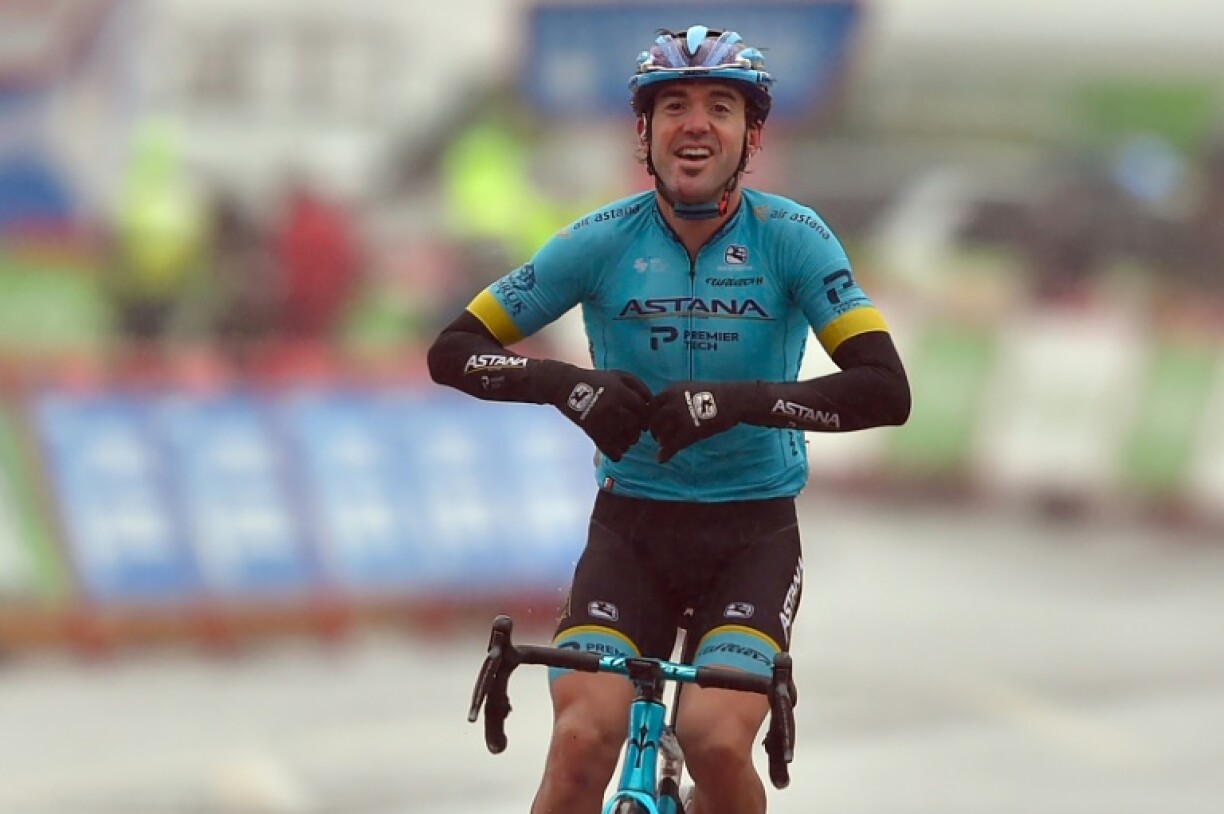 L'Espagnol Ion Izagirre (Astana) remporte la 6e étape du Tour d'Espagne, le 25 octobre 2020 à Formigal
