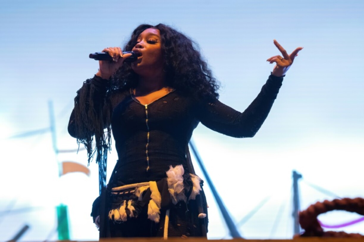 La chanteuse et auteure américaine SZA sur scène lors de l'Austin City Limits Festival, le 7 octobre 2022 à Austin, au Texas