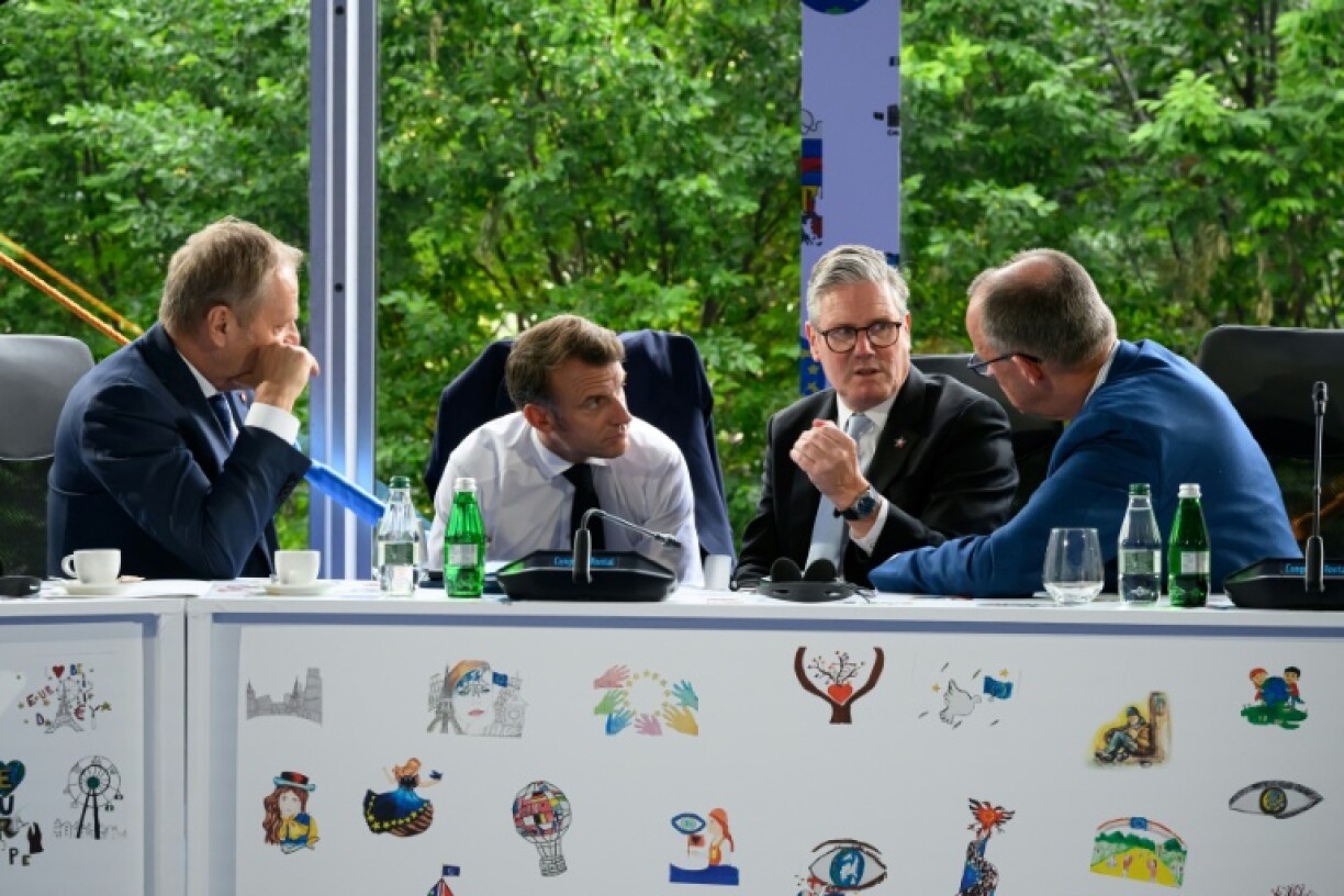 Tusk, Macron, Starmer and Merz huddled for talks in Tirana