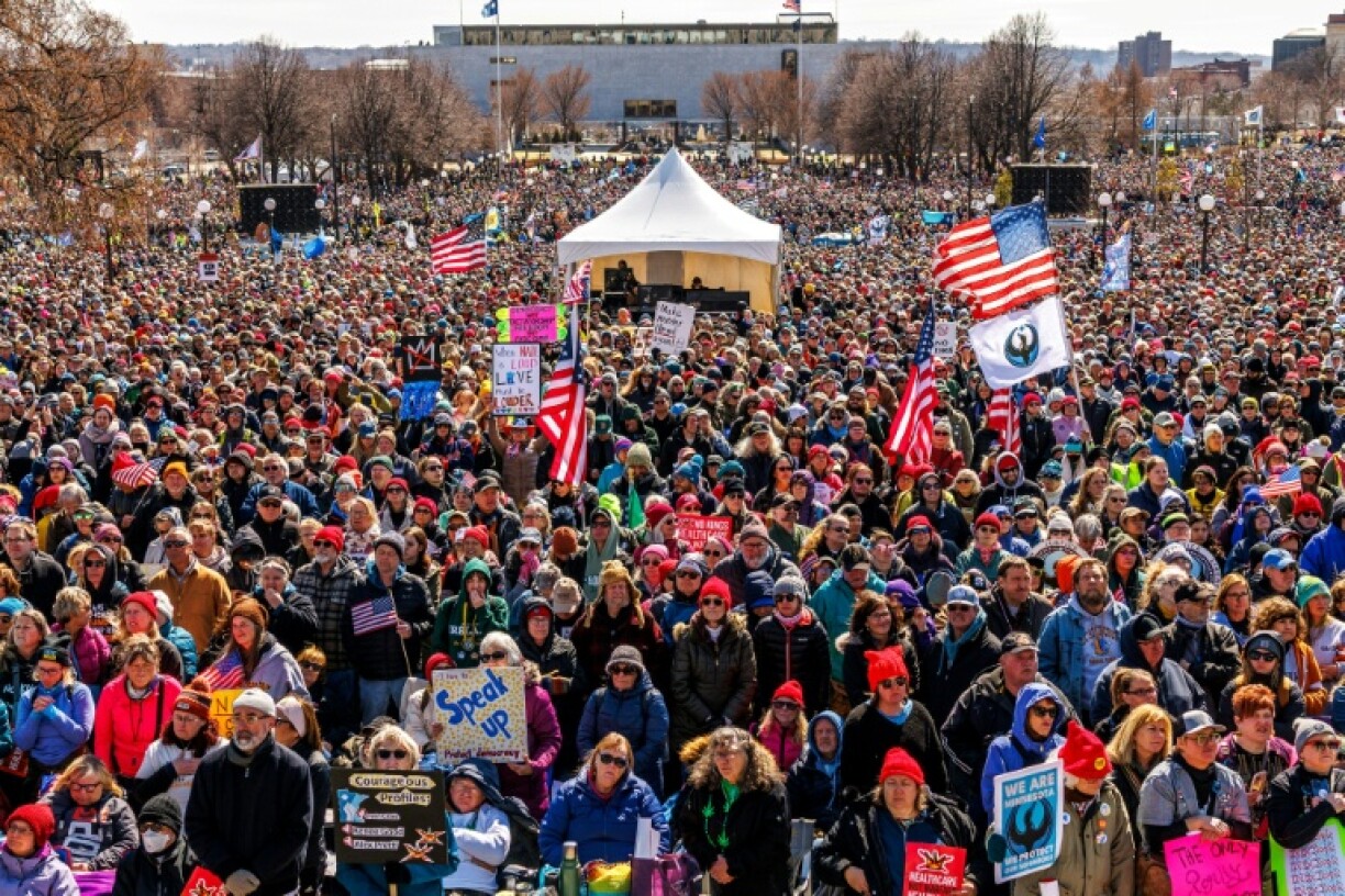 Manifestation No Kings contre Donald Trump à Saint Paul, Minnesota, le 28 mars 2026