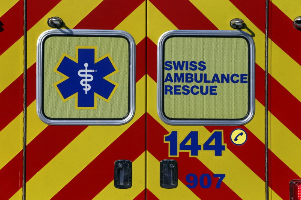 Eng Ambulanz vum Schwäizer Rettungsdéngscht