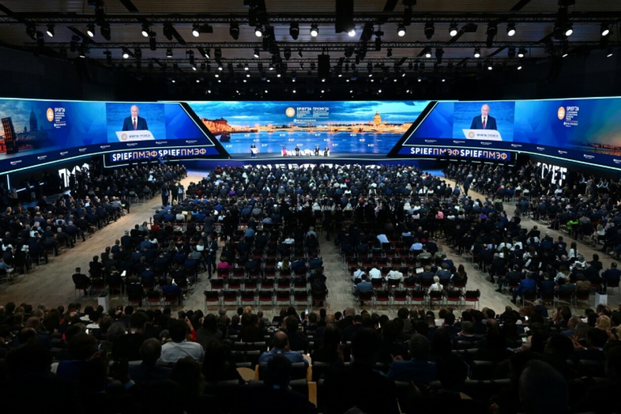 Le président russe Vladimir Poutine lors du Forum économique de Saint-Pétersbourg (SPIEF), le 5 juin 2026 en Russie
