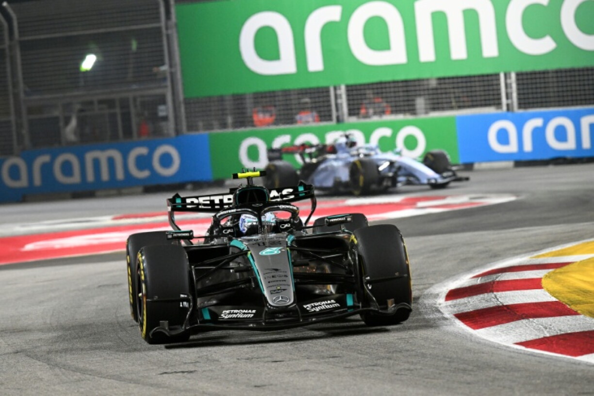Le pilote Mercedes Kimi Antonelli au volant de sa monoplace lors des qualifications de la course Sprint du Grand Prix de F1 de Singapour le 9 octobre 2026