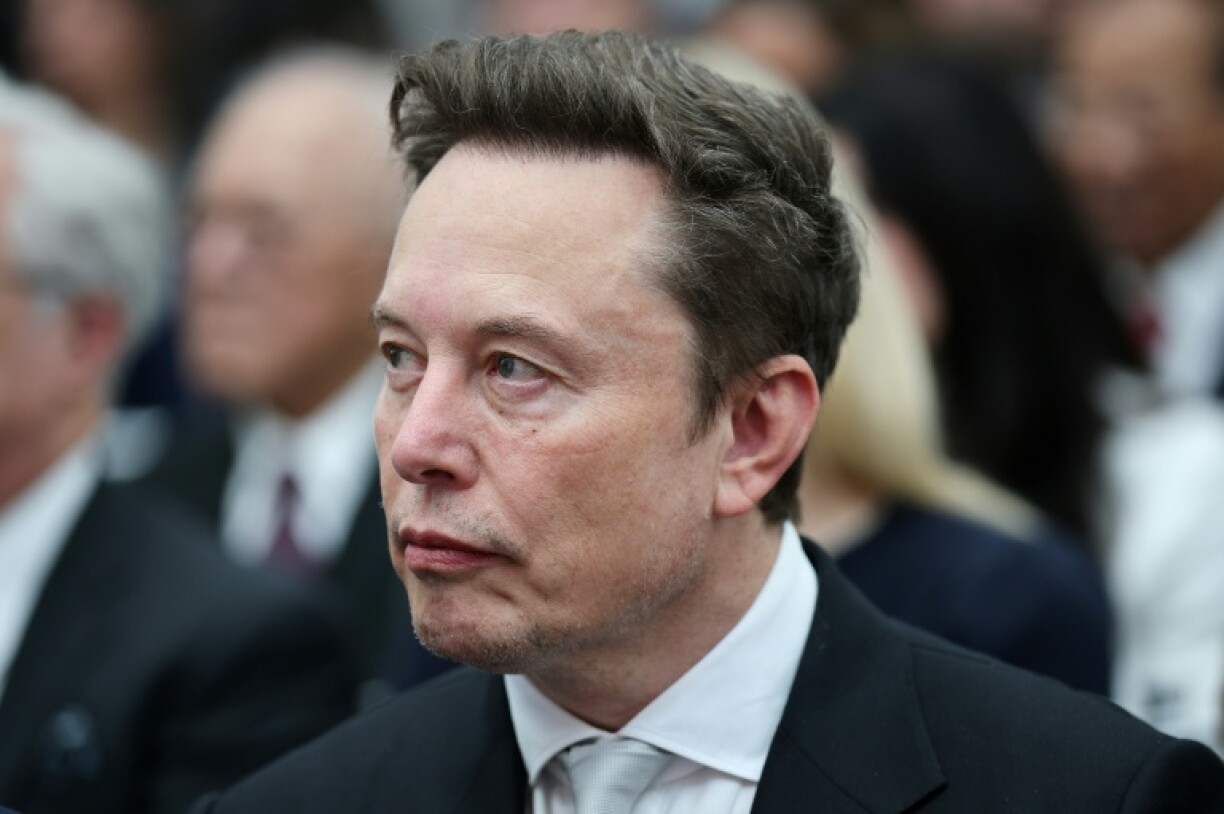 With a Tesla-SpaceX merger looming, Elon Musk has warned Democrats against targeting him if they return to power.