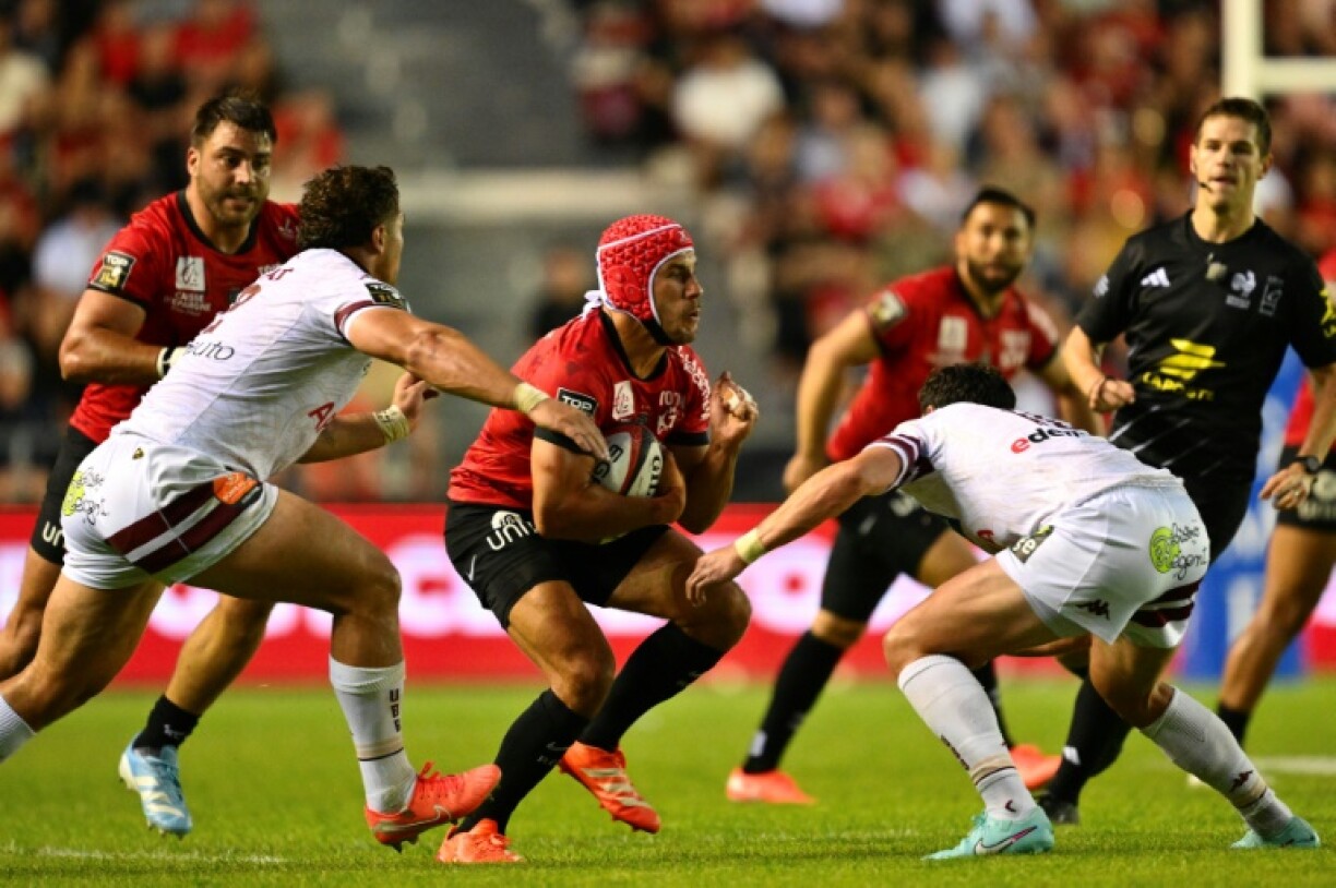 Wing Gabin Villiere (C) is one of several injury worries for France head coach Fabine Galthie ahead of the first Test with New Zealand