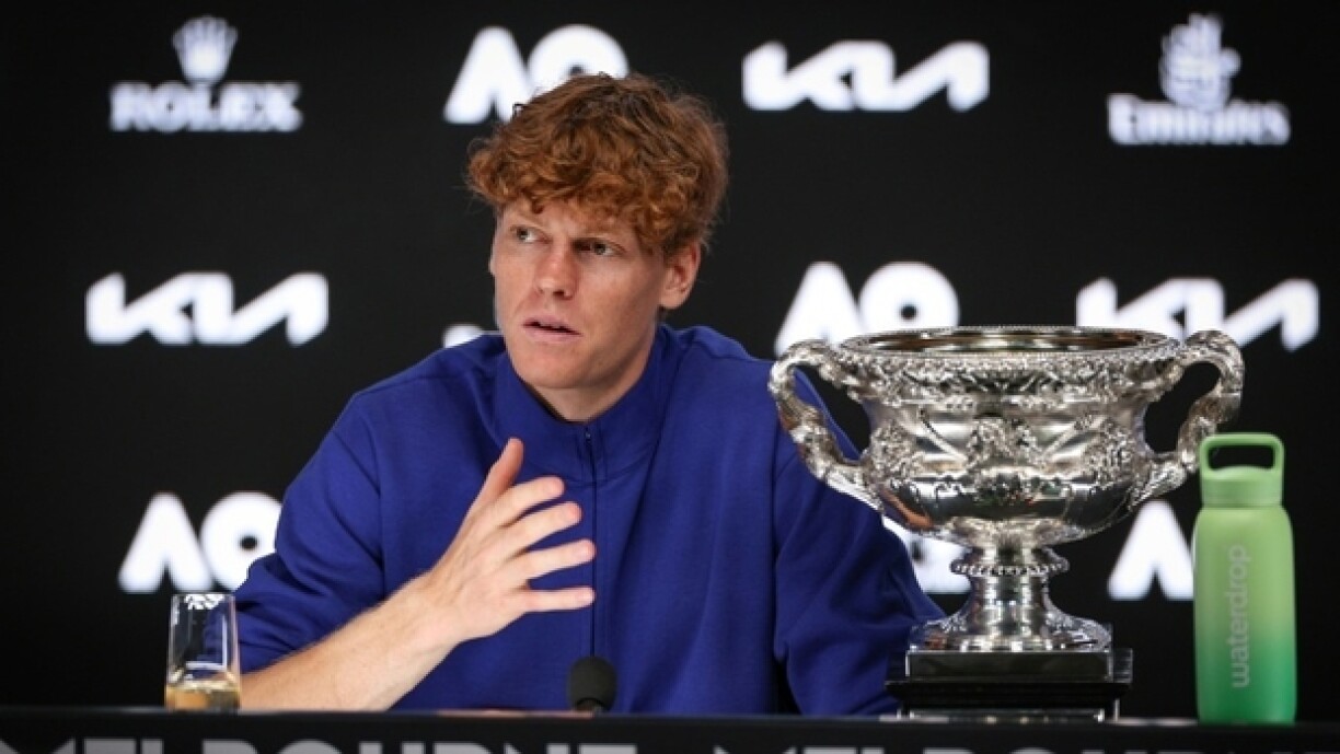 L'Italien Jannik Sinner en conférence de presse après sa victoire à l'Open d'Australie 2025 le 27 janvier 2025