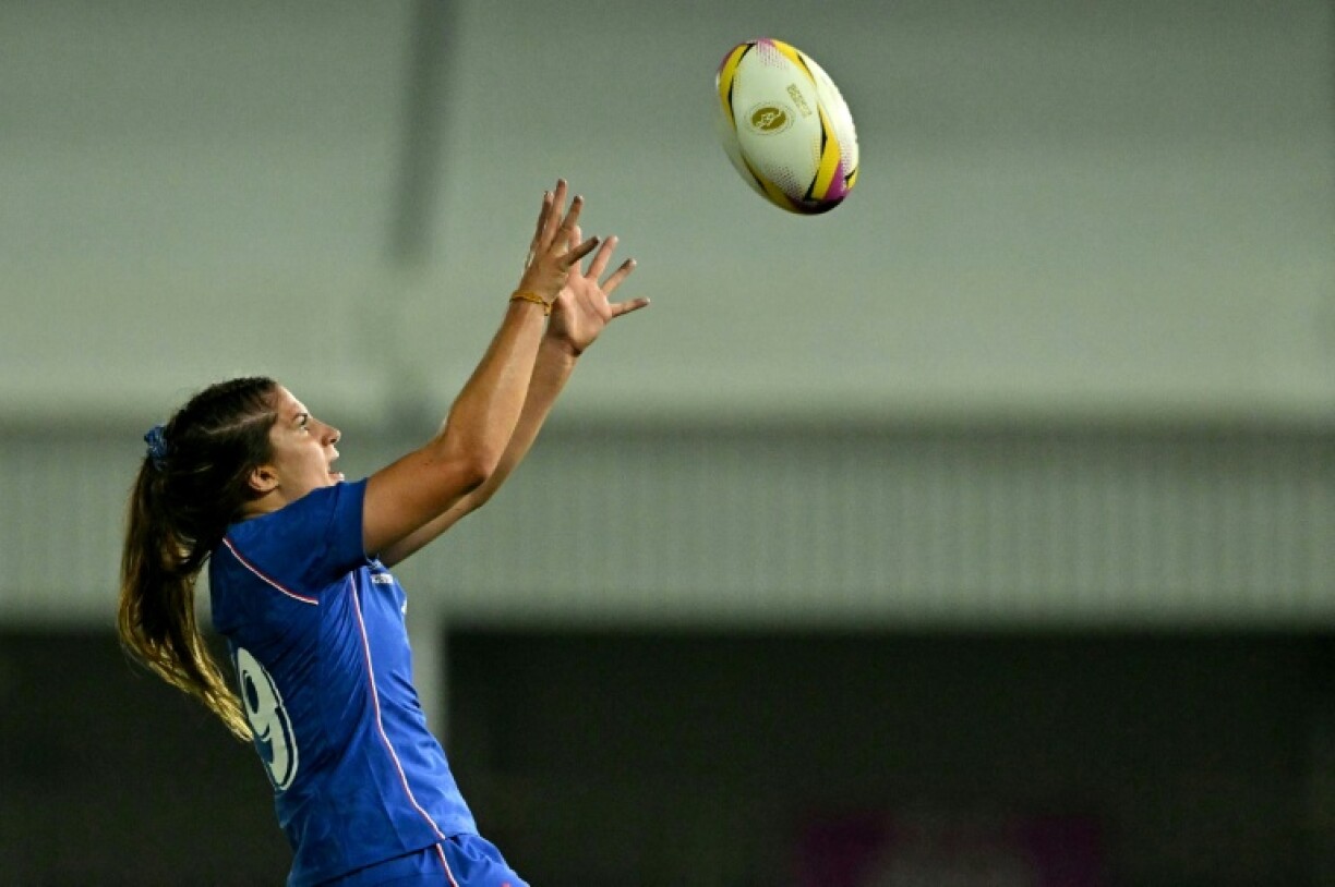 France's Axelle Berthoumieu in action at the Women's Rugby World Cup