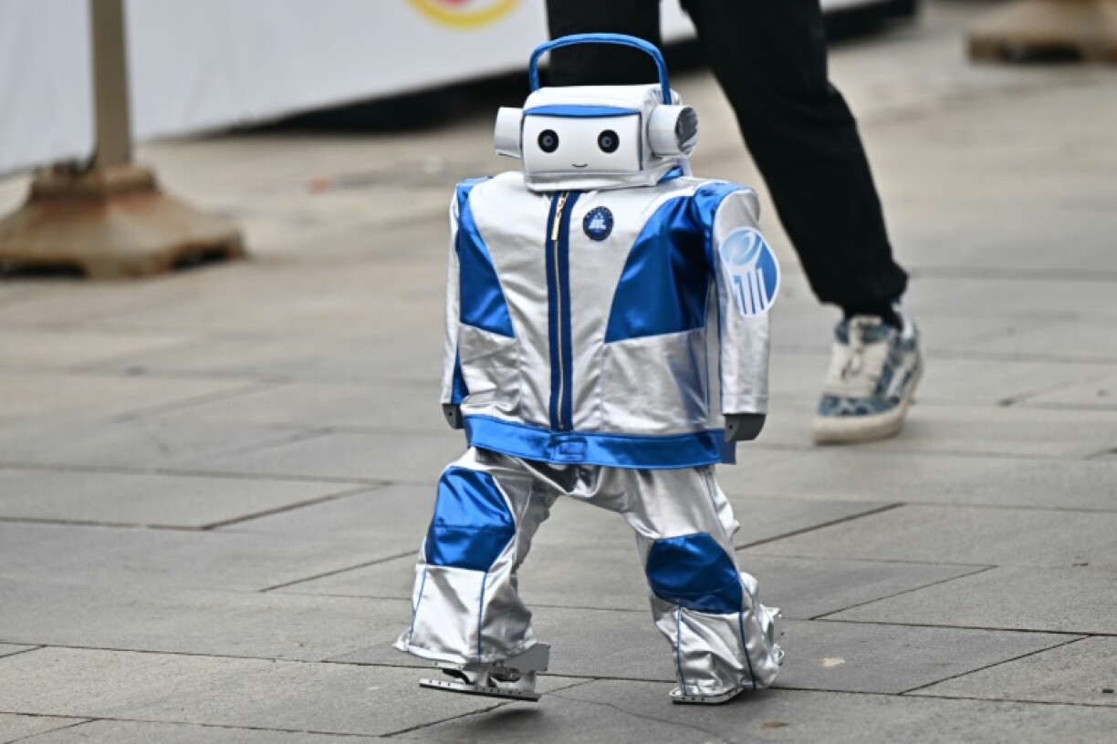 A robot takes part in the humanoid robot half marathon in Beijing on April 19, 2025