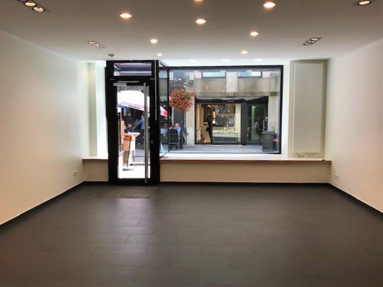 Le pop-up store n°38 est une des deux cellules à loyer modéré.