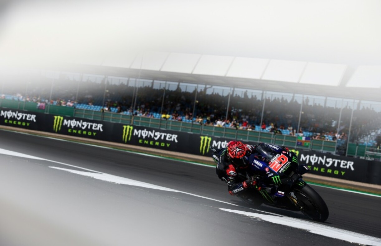 Le pilote français Fabio Quartararo (Yamaha) lors de la 3e séance d'essais libres du Grand Prix MotoGP de Grande-Bretagne à Silverstone (Angleterre) le 6 août 2022