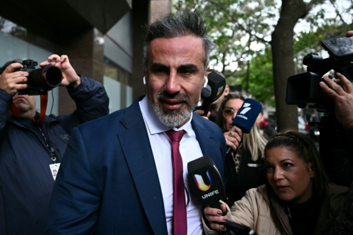Lawyers for Argentine neurosurgeon Leopoldo Luque say he has been made a 'scapegoat' for the death of football legend Maradona