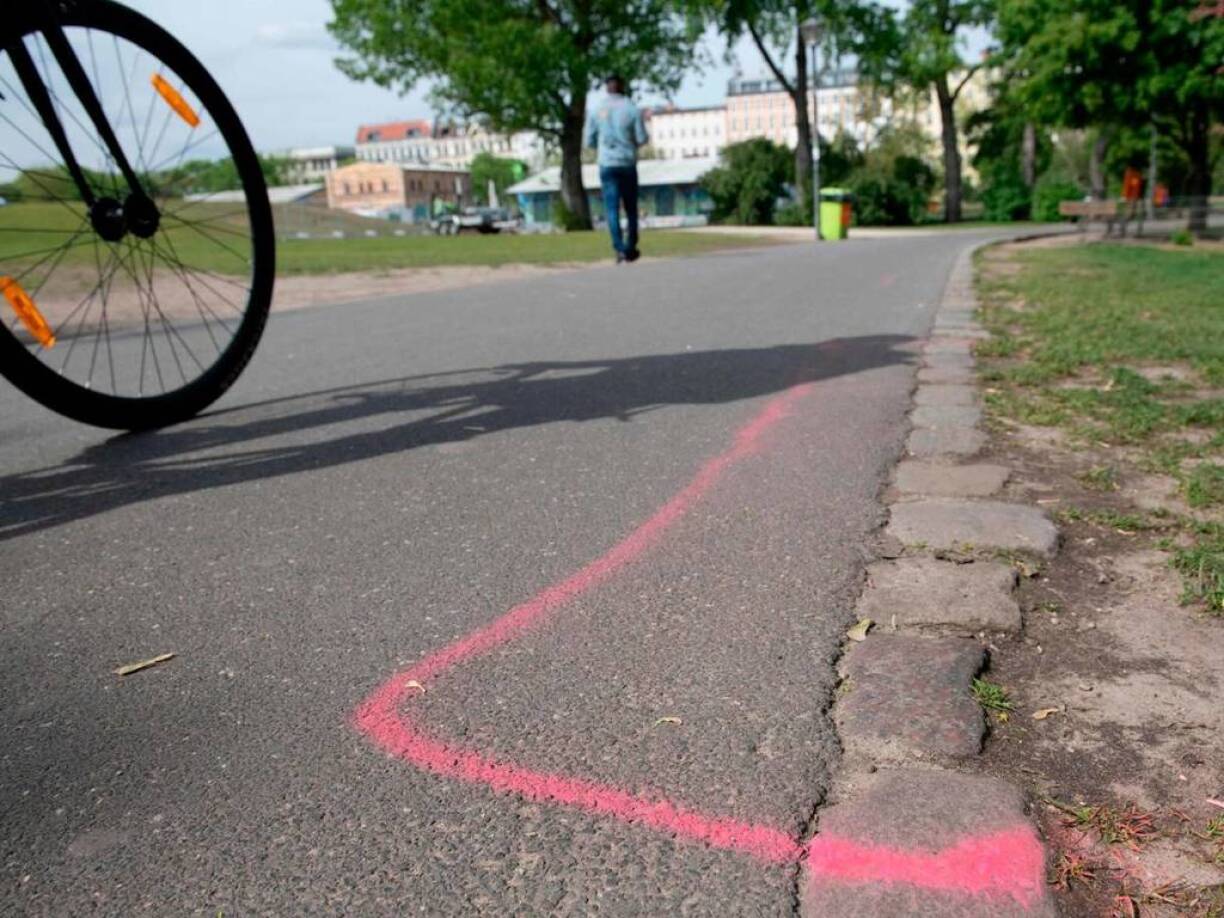 Pink line marking the area for drug dealers - a decision that has sparked controversy.