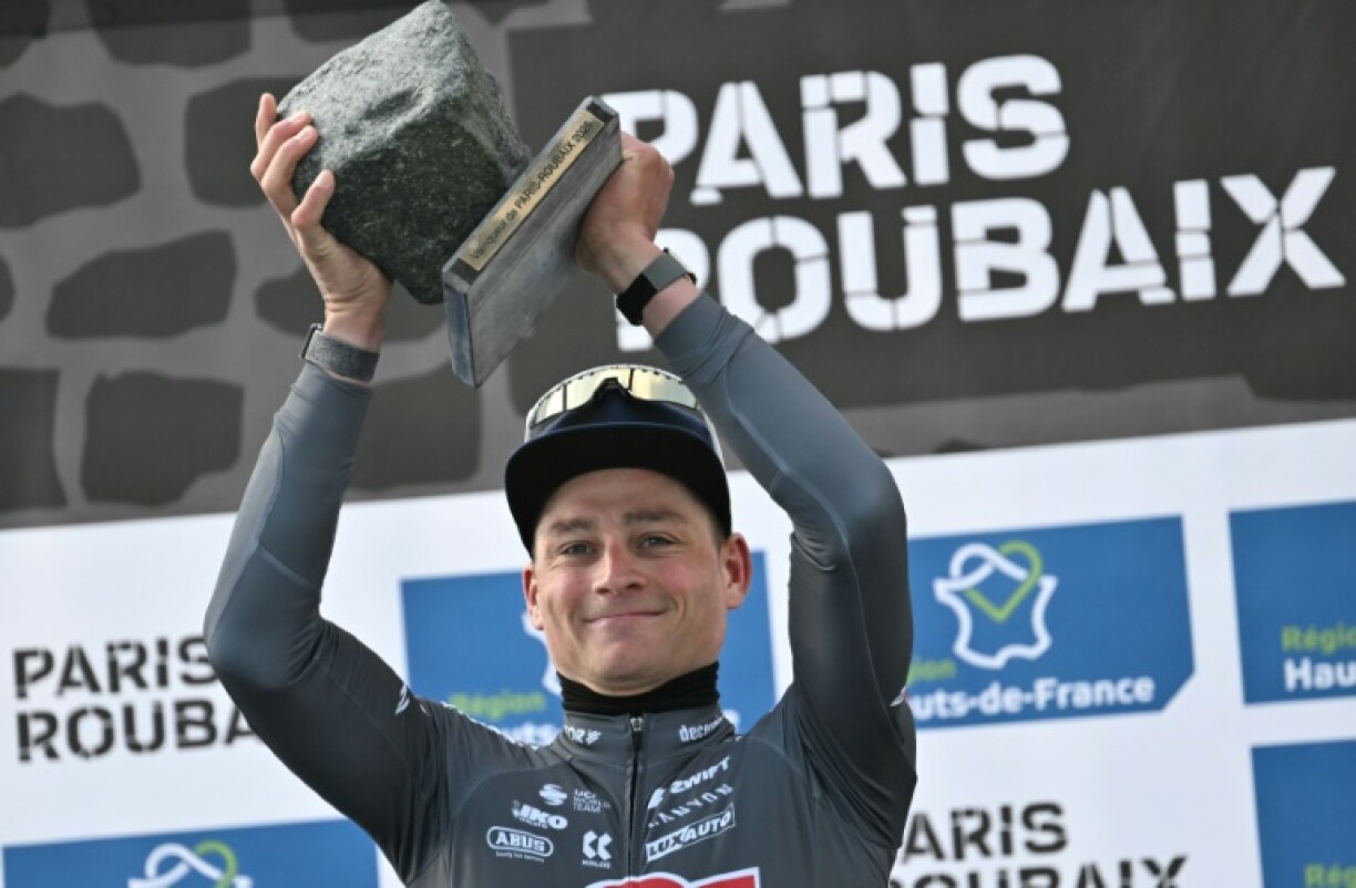 Van der Poel celebrates with his cobble trophy