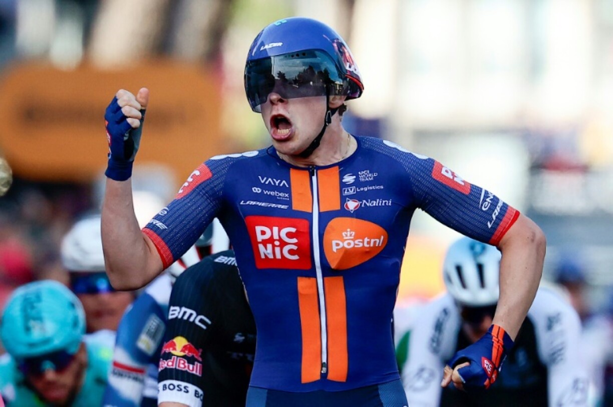 Casper van Uden celebrates his stage win at Lecce