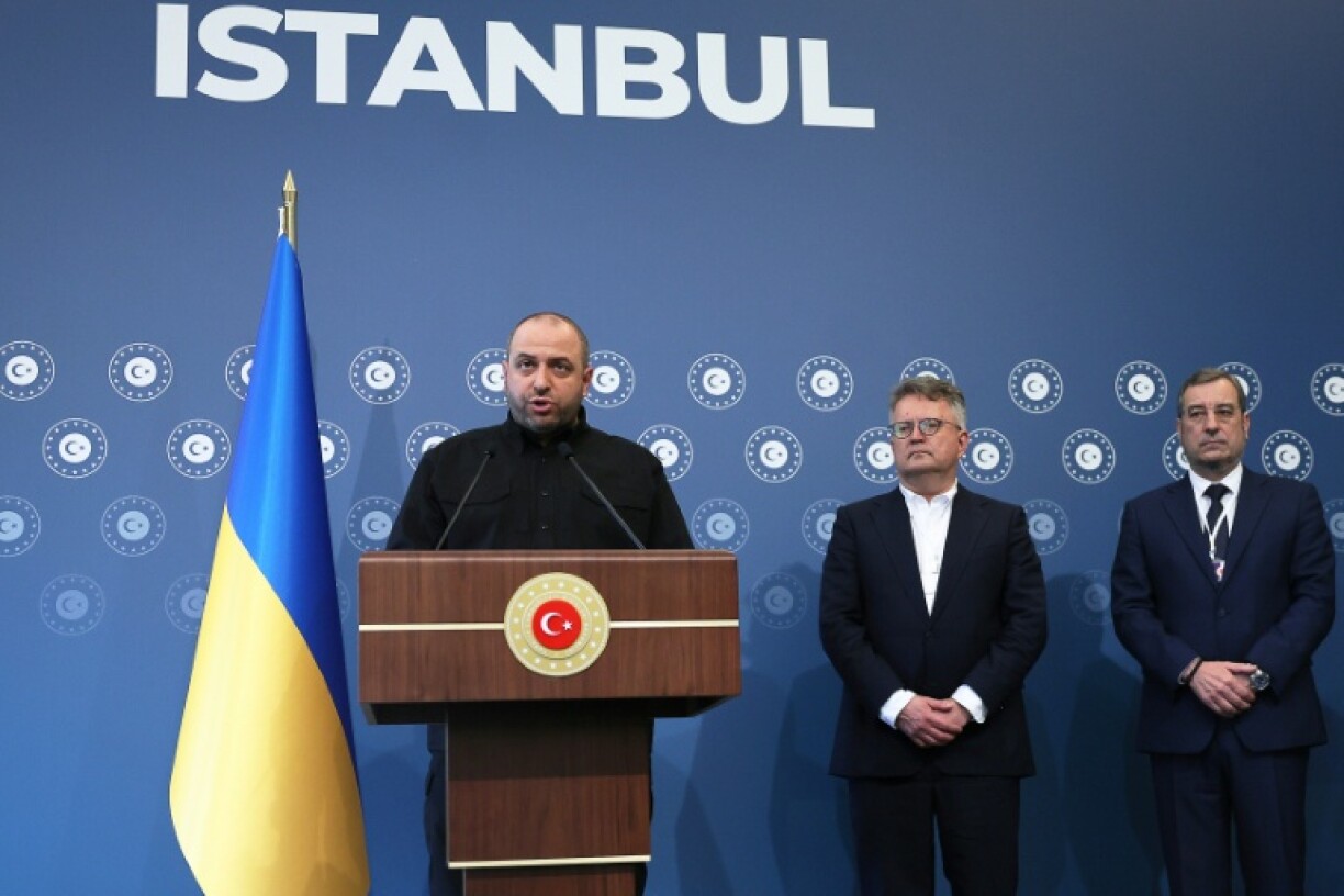 The two sides again failed to strike a deal on a truce at talks in Istanbul on Monday