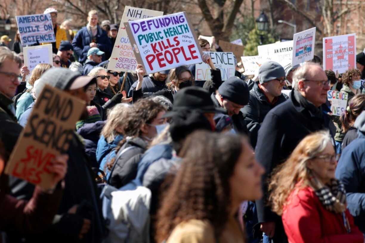 Demonstrators rally for science in New York