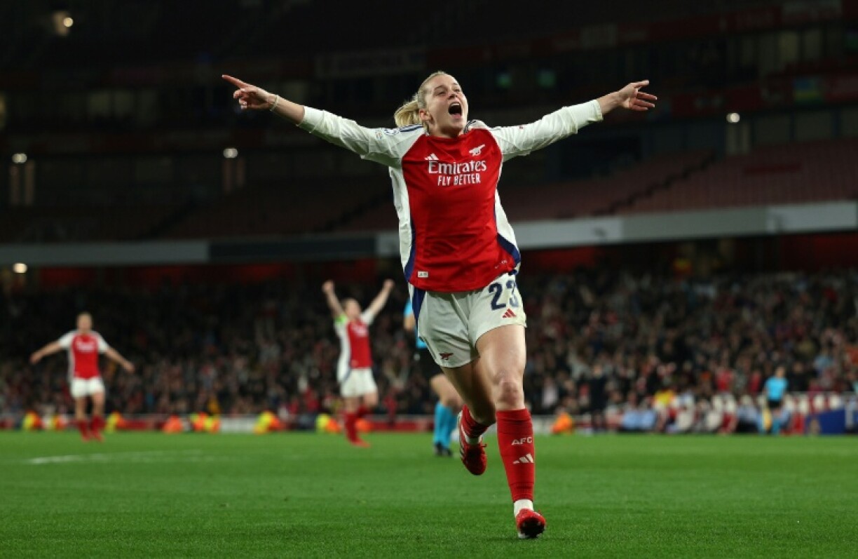 Alessia Russo scored twice as Arsenal's women beat Real Madrid 3-0