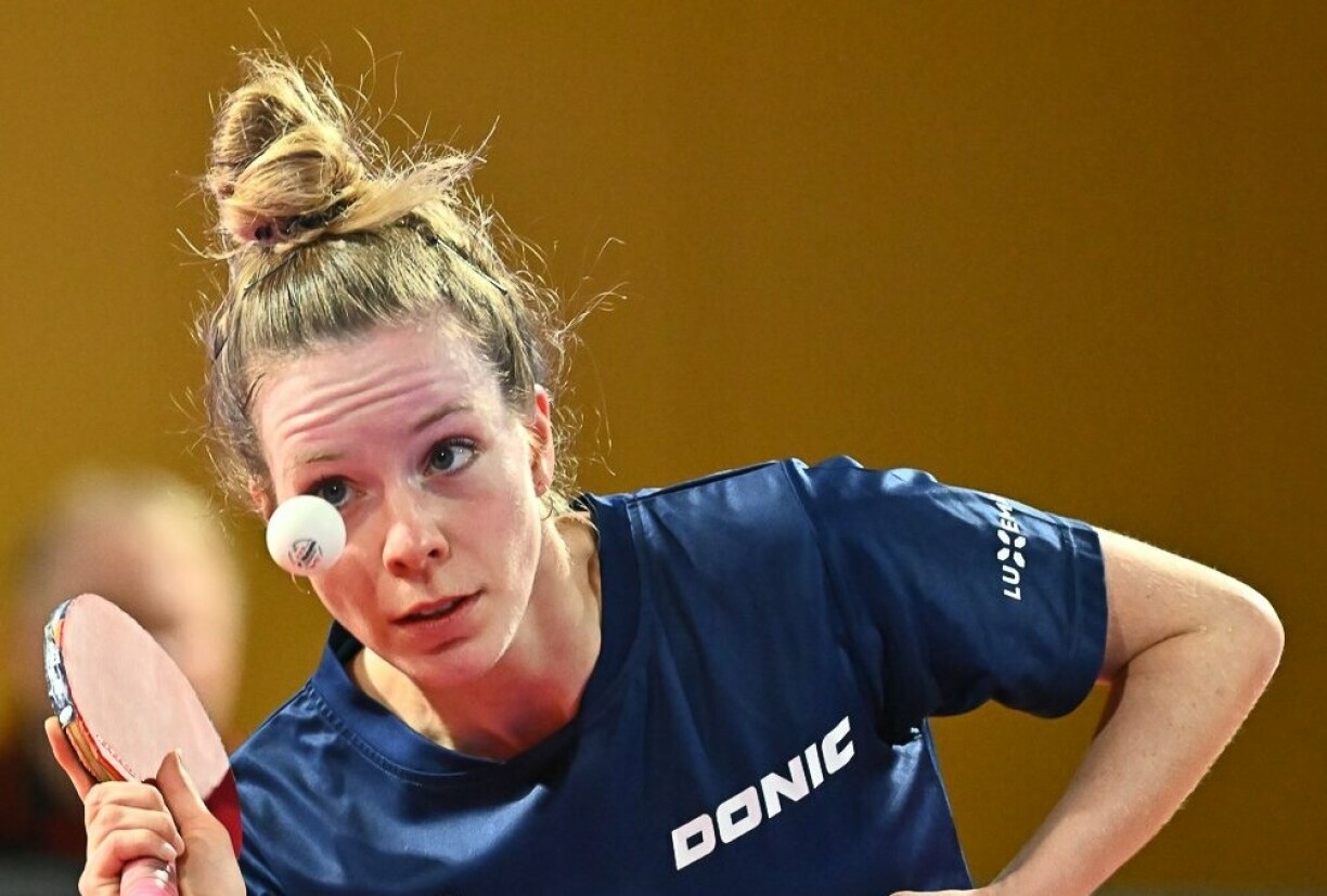 D'Tessy Gonderinger ass déi eenzeg Damm an der héchster Divisioun.