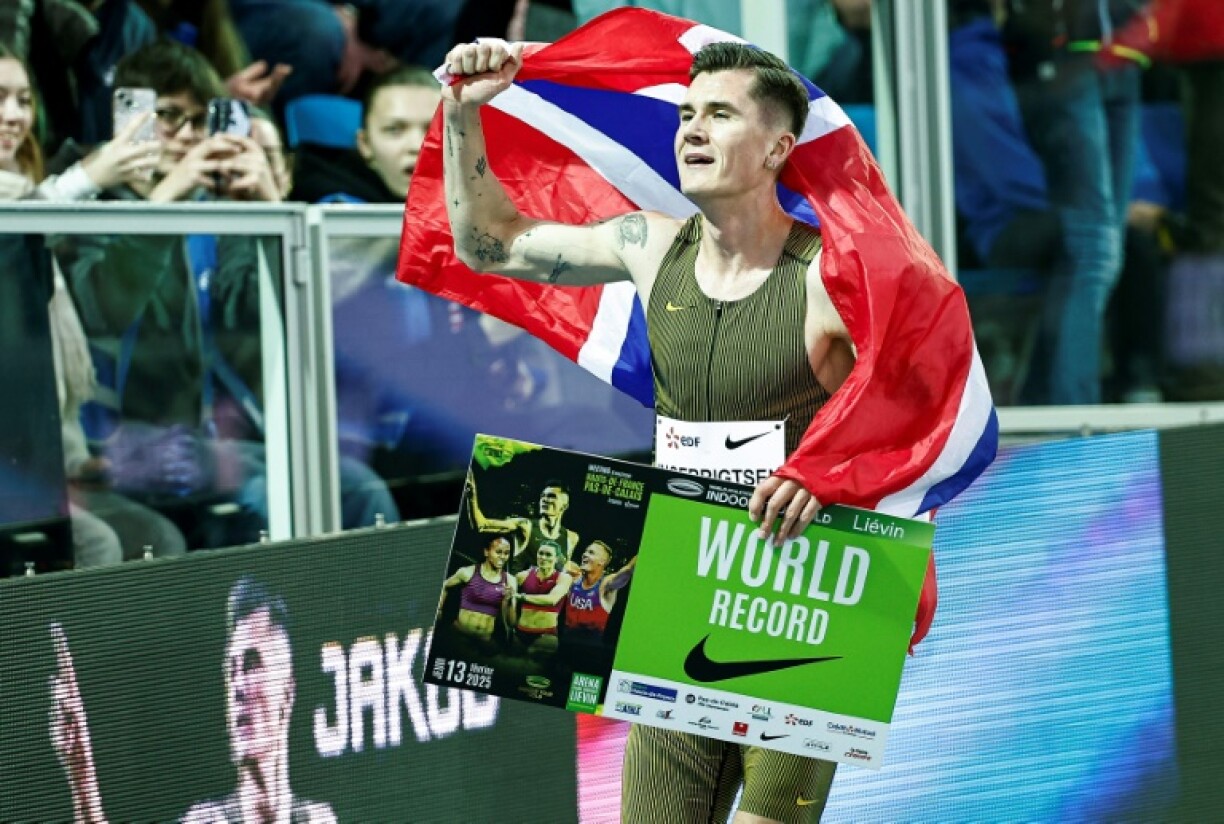 Norway's Jakob Ingebrigtsen ran the fastest indoor mile in history