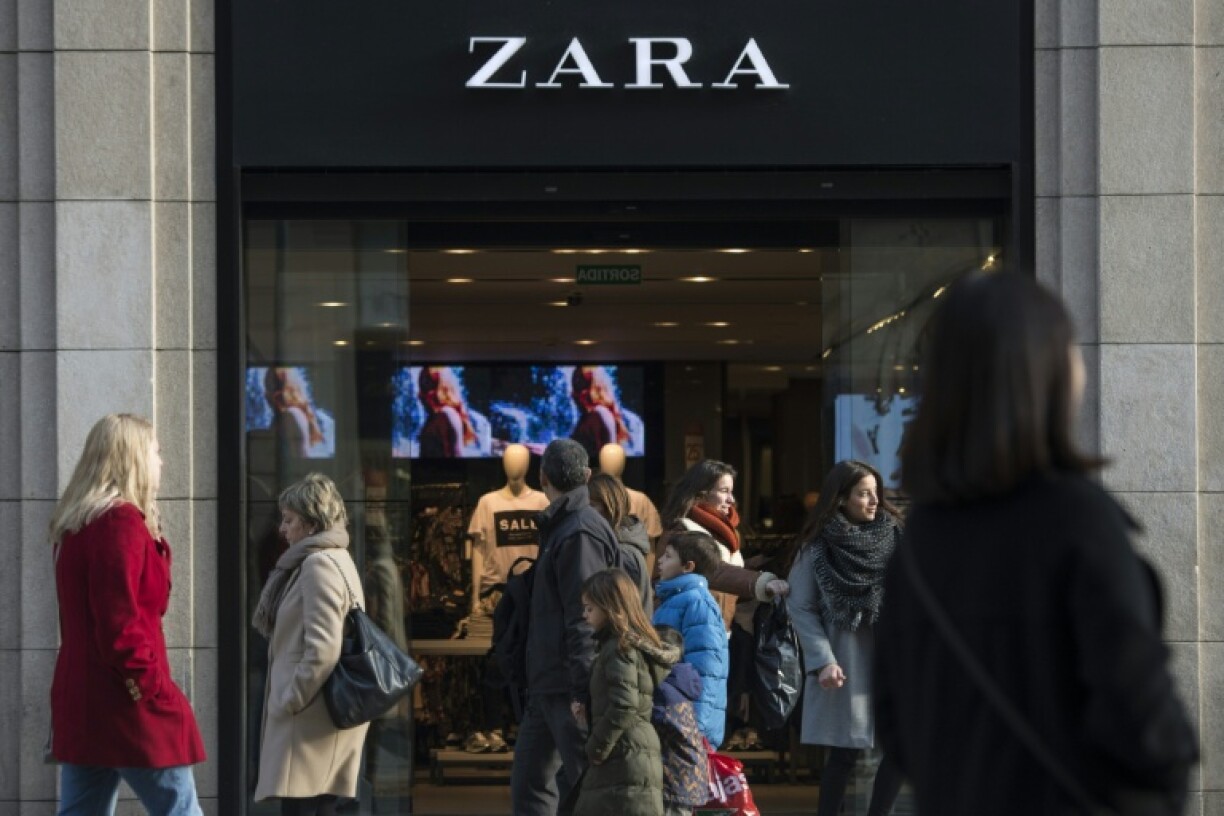 Inditex is 'optimistic' about its growth opportunities 'despite a particularly complex and demanding environment', chief executive Oscar Garcia Maceiras told a press conference