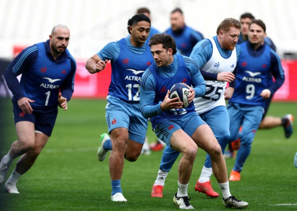 Pierre Louis Barassi (C) and Yoram Moefana (CL) started together for the first time against Wales in January