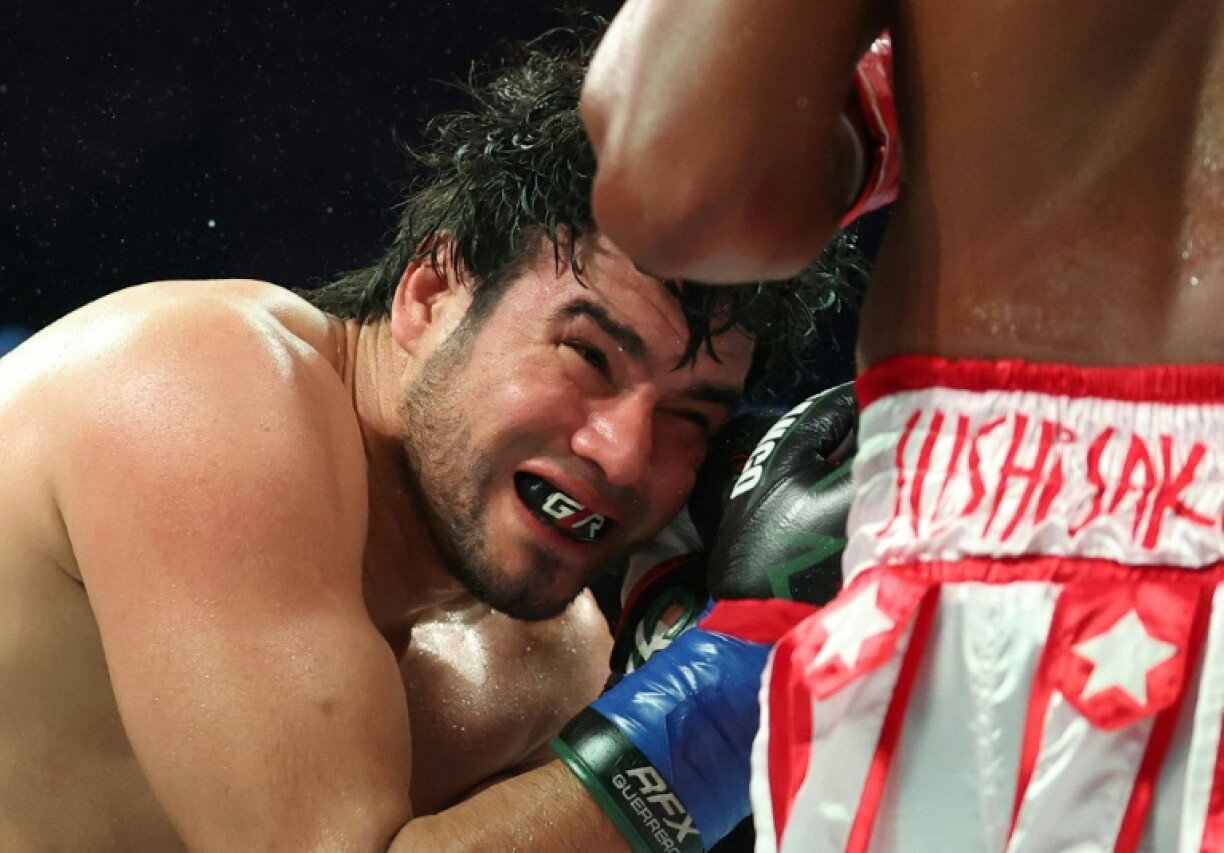 Mexican southpaw Gilberto Ramírez, the reigning WBA/WBO unified world cruiserweight boxing champion, will be sidelined indefinitely after shoulder surgery