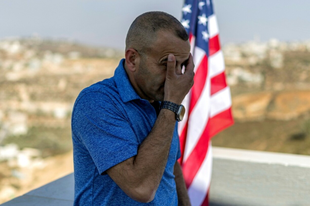 L'Américano-Palestinien Louai Abu Ridi sur le toit de sa maison à Qusra, en Cisjordanie, le 18 août 2026