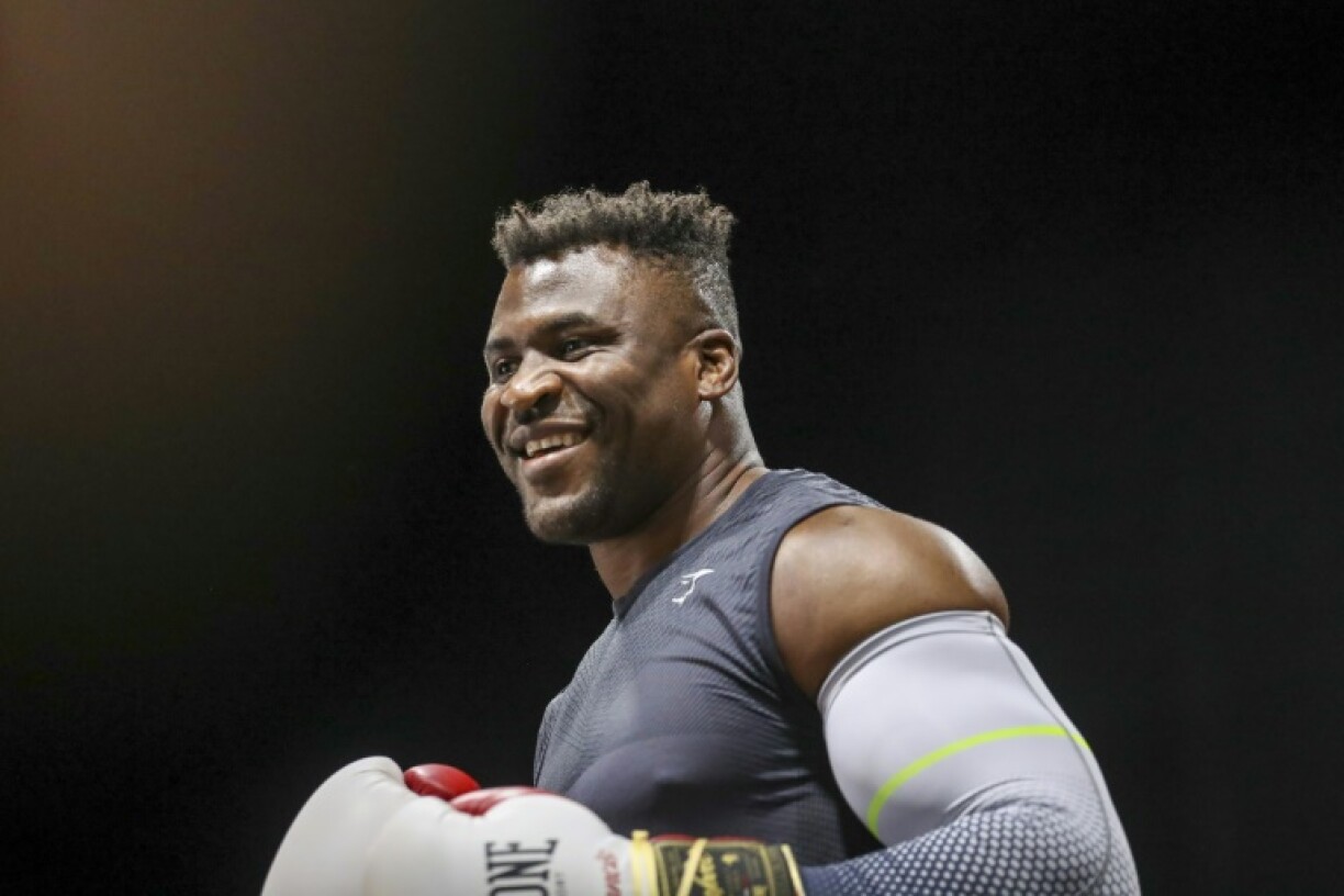 Le Camerounais Francis Ngannou à l'entraînement le 26 septembre 2023 à Las Vegas, avant son combat de boxe contre le Britannique Tyson Fury, prévu le 28 octobre 2023 à Ryad