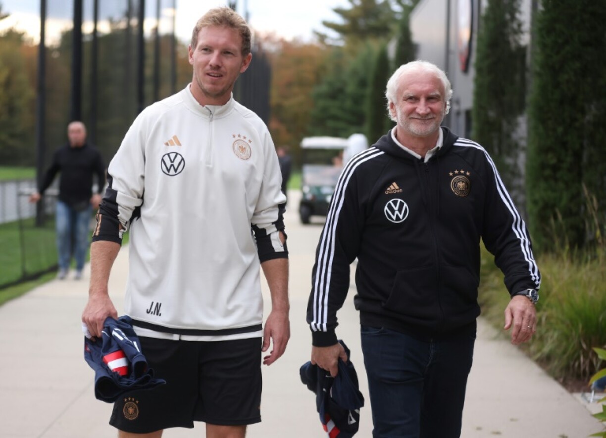 Rudi Voller (R) will continue his partnershipp with Julian Nagelsmann (L) with the German national team at least until Euro 2028