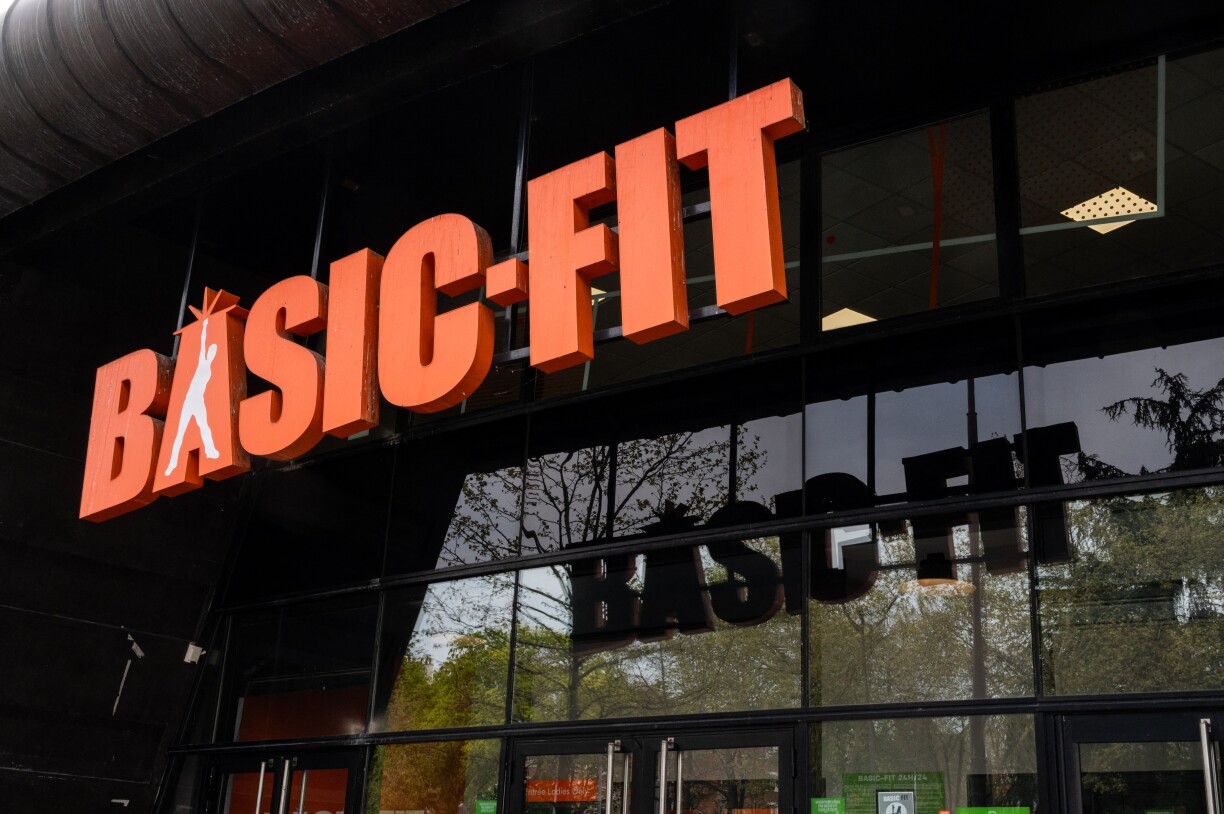 E Studio vu Basic-Fit zu Paräis.