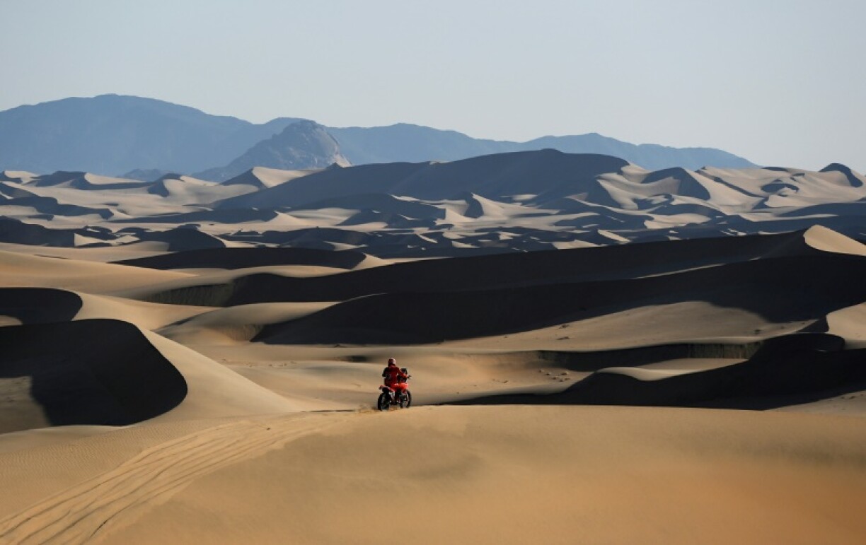 Le Britannique Sam Sunderland lors de la 11e étape du rallye Dakar autour de Bisha, en Arabie saoudite, le 13 janvier 2022