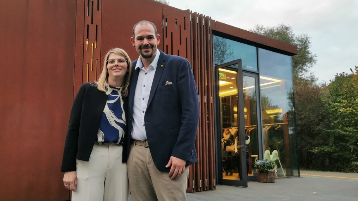 Tom Remacle et sa compagne ont officiellement pris la relève du Pavillon de Kayl, anciennement
