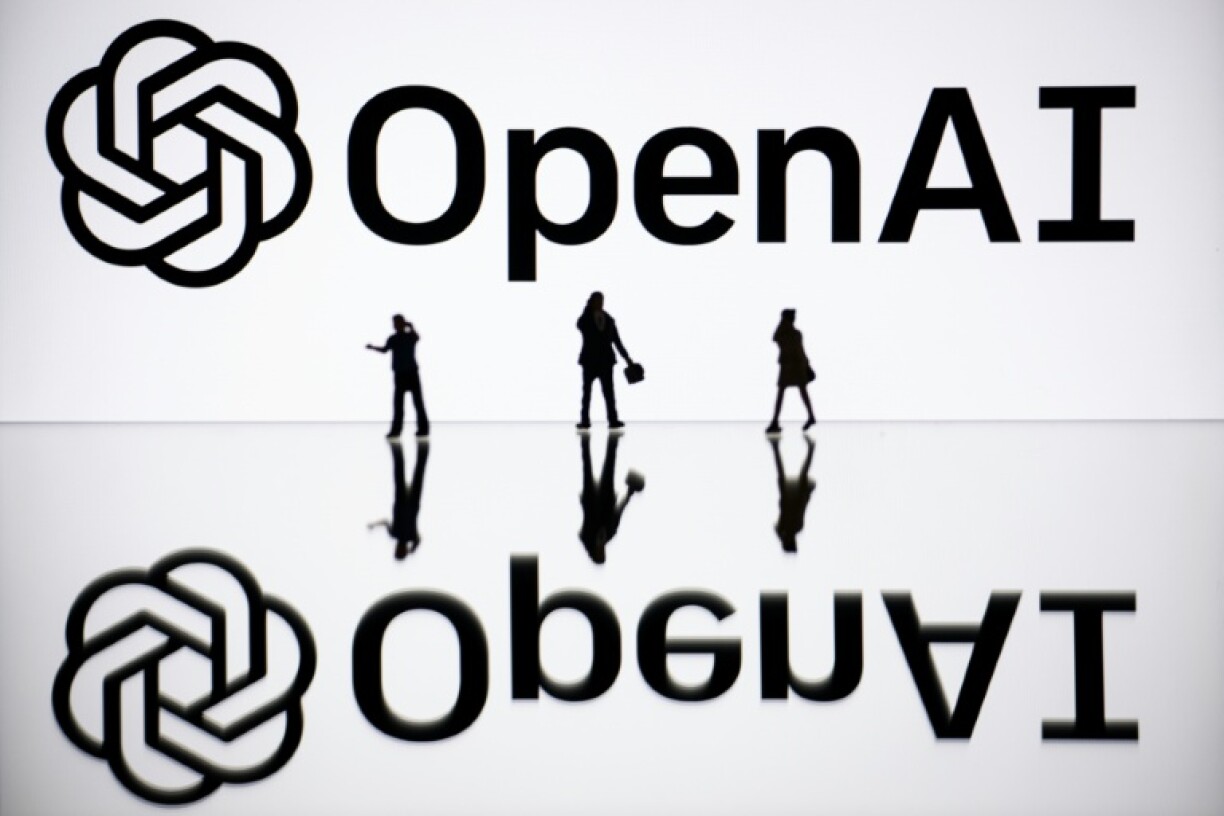 OpenAI a annoncé à un accord avec le Pentagone, au détriment d'Anthropic qui a refusé de se plier à un ultimatum adressé par le gouvernement américain pour une utilisation sans conditions de son modèle d'intelligence artificielle